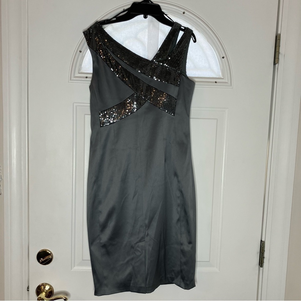 Signature by sangria gray dress size 8